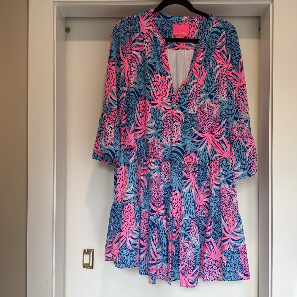 Lilly Pulitzer Women's Sz 8 Blue Pink Abstract Floral Print Tiered Midi Dress - Picture 2 of 5
